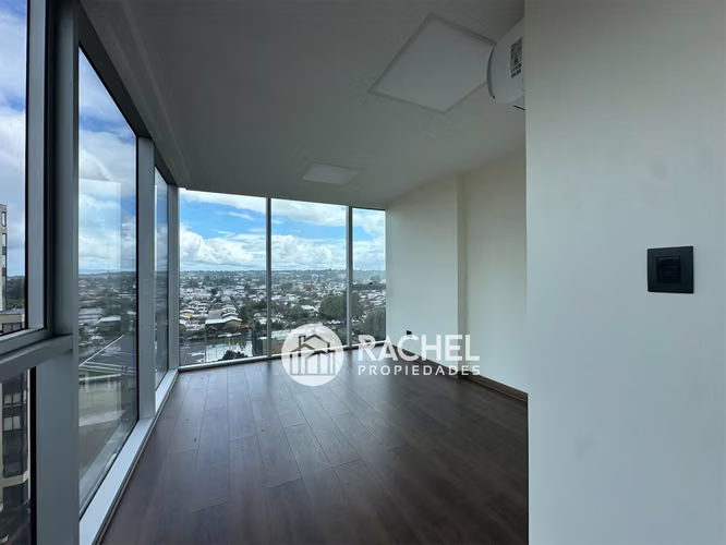 OFICINA EN ARRIENDO K BUSSISNES CENTER - Sector Hochstetter