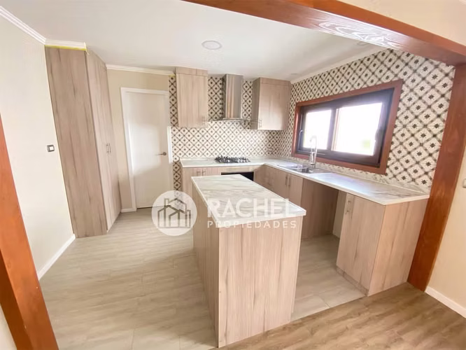 SE VENDE CASA REMODELADA Y AMPLIADA A PASOS DEL COLEGIO ALEMAN. -SECTOR HOCHSTETTER. - Imagen 6