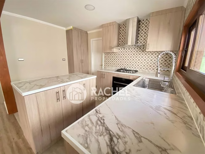 SE VENDE CASA REMODELADA Y AMPLIADA A PASOS DEL COLEGIO ALEMAN. -SECTOR HOCHSTETTER. - Imagen 7