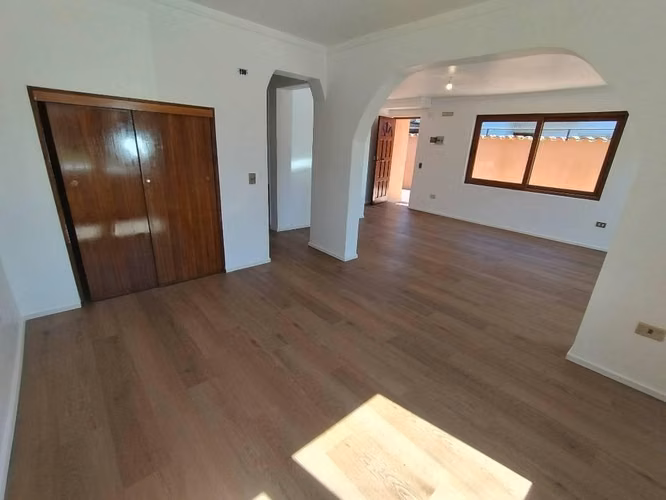 Excelente casa en los Huertos Familiares