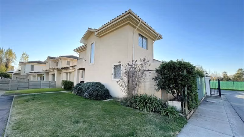 CASA PJE 2 LT B 6 COND LA FONTANA