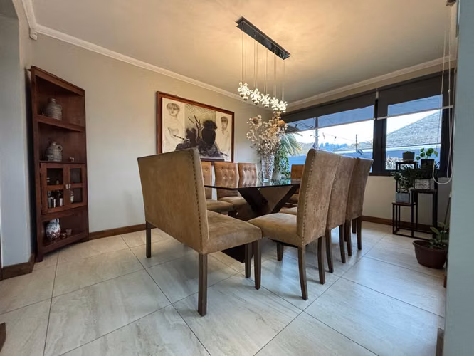 Gran Casa En El Mejor Sector De Curicó