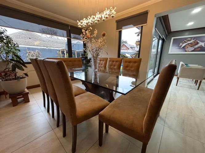 Gran Casa En El Mejor Sector De Curicó