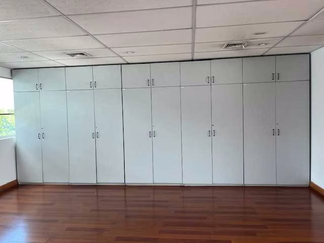 Oportunidad Única en Sector Estratégico (131834)