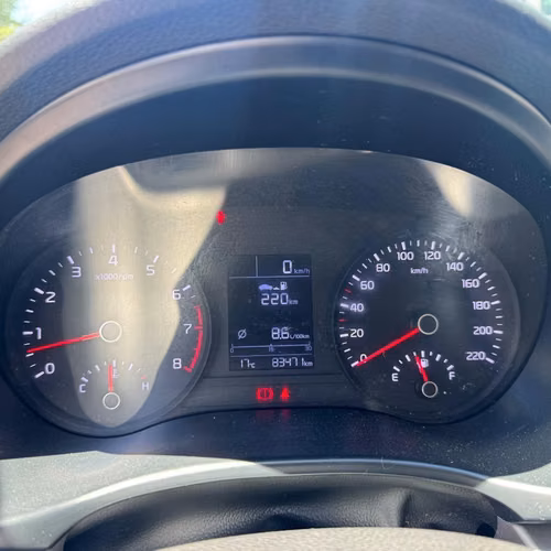 KIA RIO LX 2018 - Imagen 2