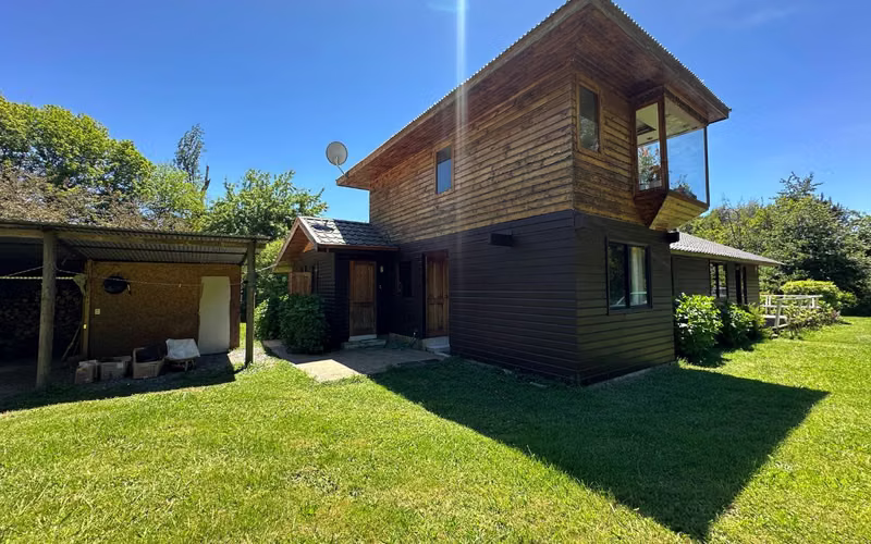 Casa con acceso a lago en Villarrica para 9 personas