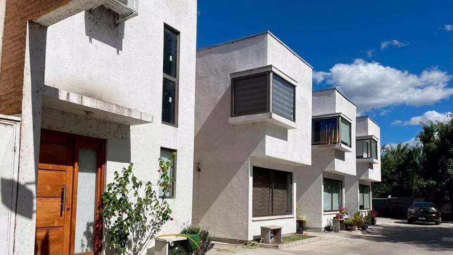 Casa 3D/3B/1E en Condominio, Talca (132176)