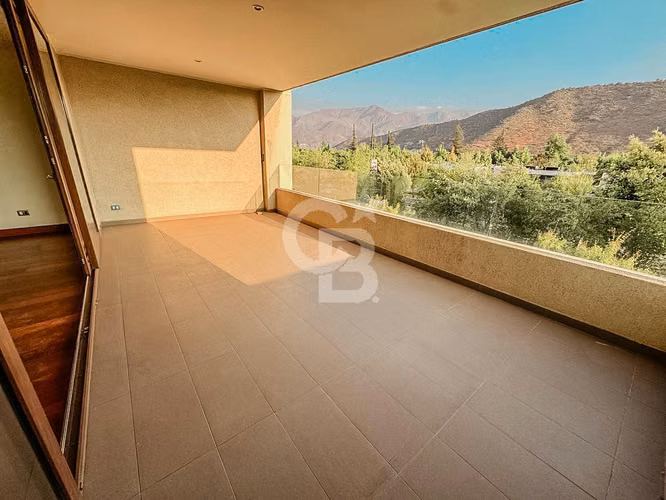 Elegante Departamento con Vistas Panorámicas