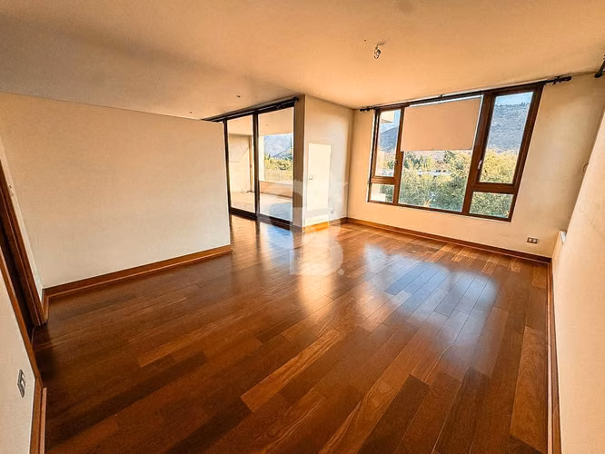 Elegante Departamento con Vistas Panorámicas