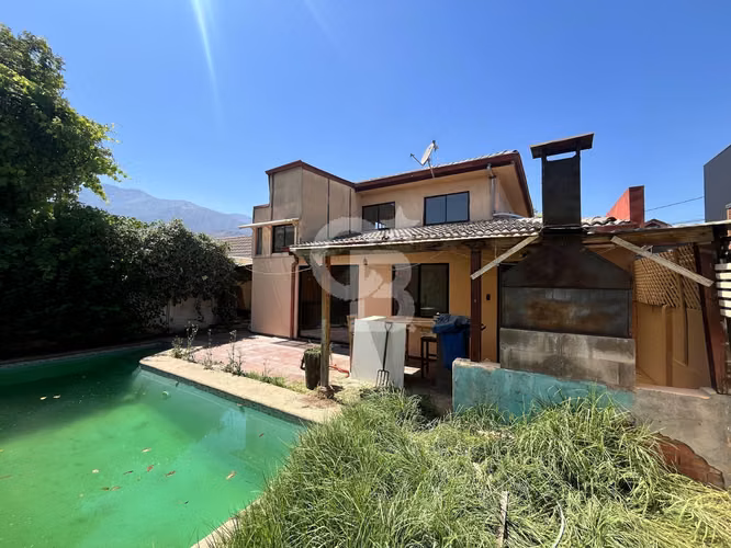 Casa en excelente ubicación en La Florida