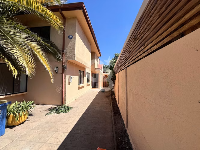 Casa en excelente ubicación en La Florida
