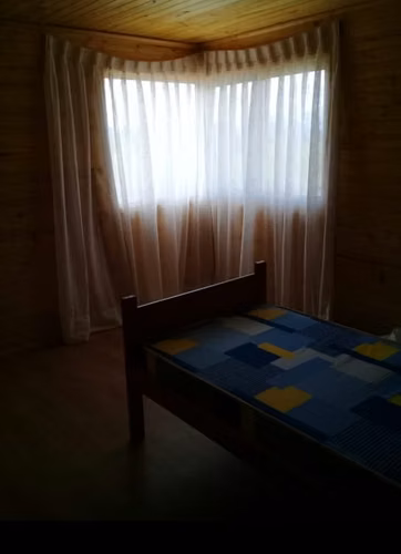 Casa , 3 dorm.3 baños, en parcela de 5000m2, sector Los Montes, Vilches