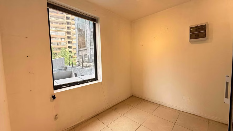Venta de Oficina – Comunidad Médico Alcántara (132225)