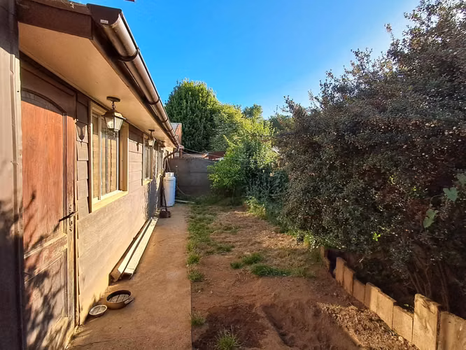 Se Vende amplia Casa en Sector El Bosque