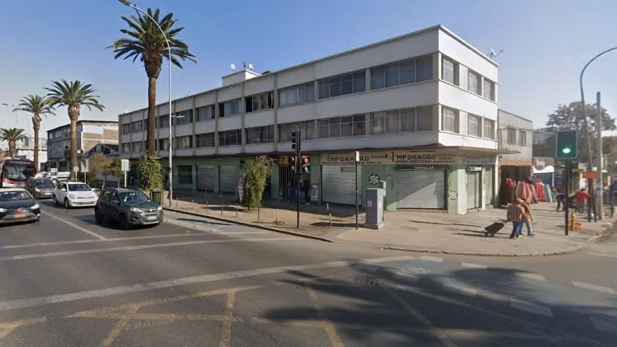 1.200 m² de Terreno Cercano al Mall Barrio Independencia y Clínica Dávila