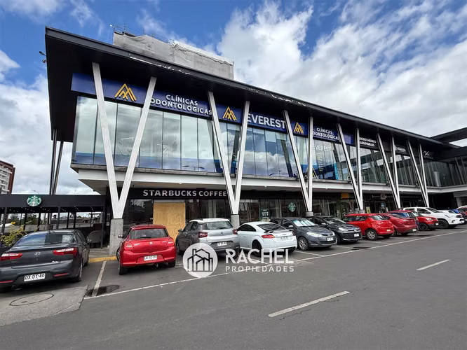 SE ARRIENDA LOCAL COMERCIAL EN STRIPCENTER CON ALTO FLUJO- Sector Los Pablos
