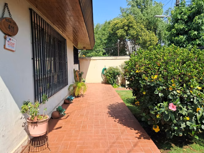 VENDO CASA INDEPENDIENTE  - FERNANDEZ ALBANO  - LA CISTERNA
