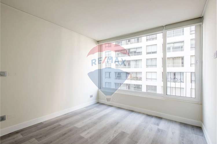Depto en metro chile españa, full amenities - Imagen 8