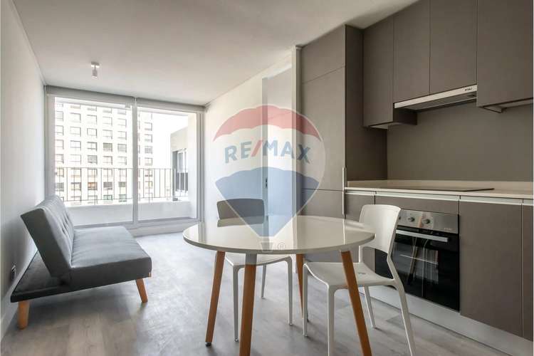Depto en arriendo metro chile españa - Imagen 1