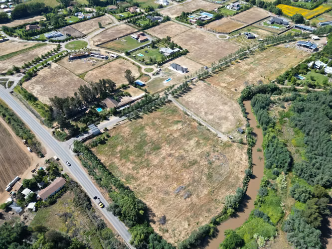 TERRENO EN CONDOMINIO JUNQUILLAR
