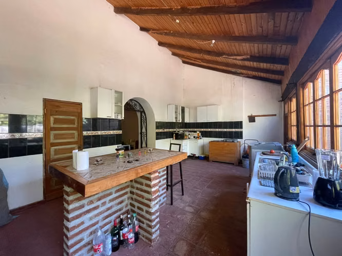 CASA+ LOCAL EN PARCELA EN COLBÚN