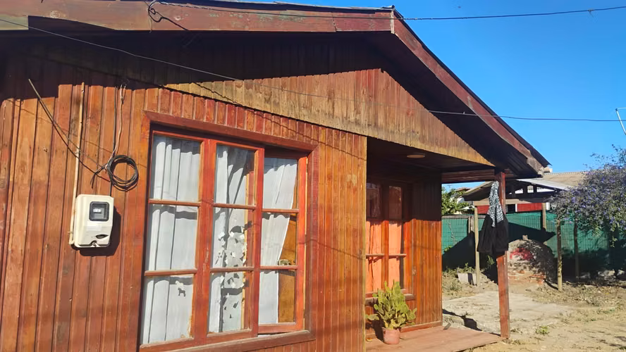 VENDO TERRENO EN BOLLENAR CON CASA MADERA,  REMODELAR , MELIPILLA OFERTAS