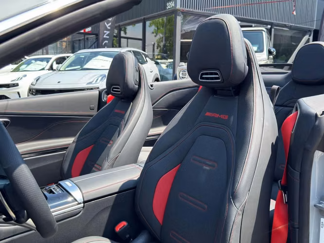 MERCEDES-BENZ CLE53 AMG CABRIO 2026