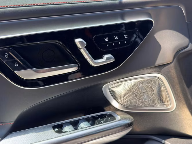 MERCEDES-BENZ CLE53 AMG CABRIO 2026