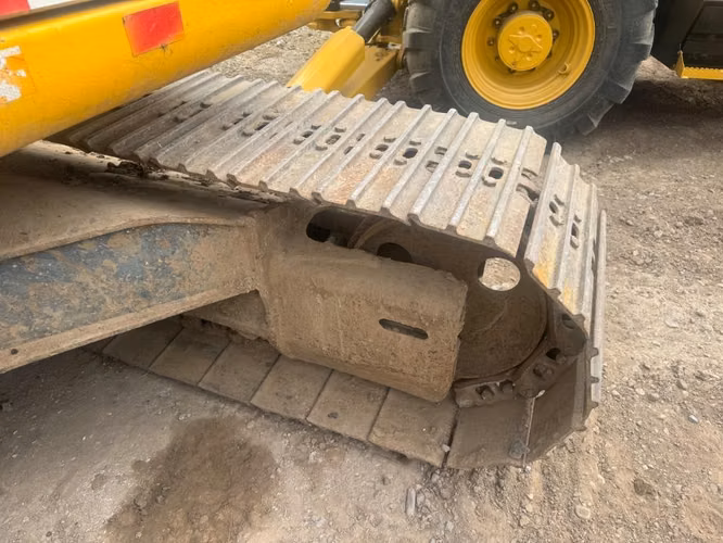 Excavadora 12 Toneladas Komatsu impecable