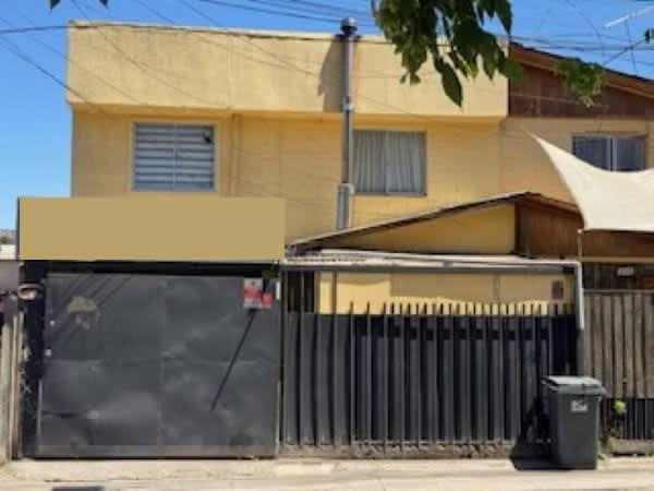 AMPLIA Y CÓMODA CASA EN BUIN