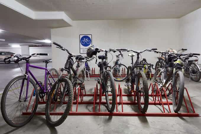 DEPARTAMENTO CON GRAN CONECTIVIDAD  1D 1B - Imagen 5
