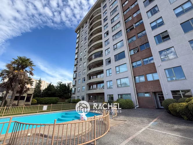 SE VENDE SOLEADO DEPTO CON 4 DORMITORIOS- Edificio Versalles, Calle Francia