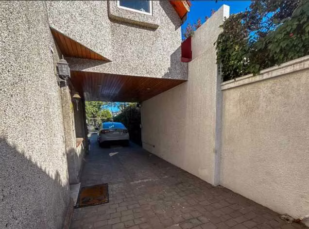 Casa en Barrio Tranquilo y Seguro (132678)