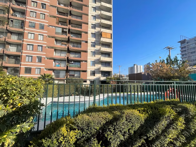 Moderno Espacio con Vistas Despejadas (133049)