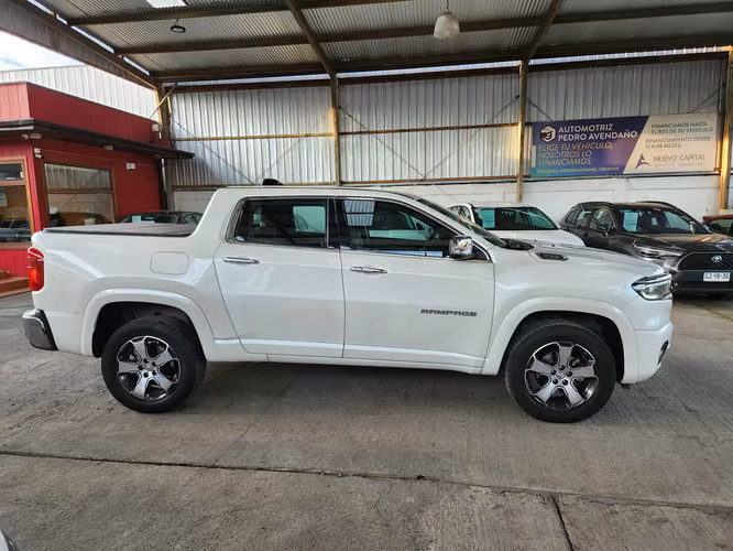 RAM RAMPAGE LARAMIE 4X4 2024 unico dueño, facturable