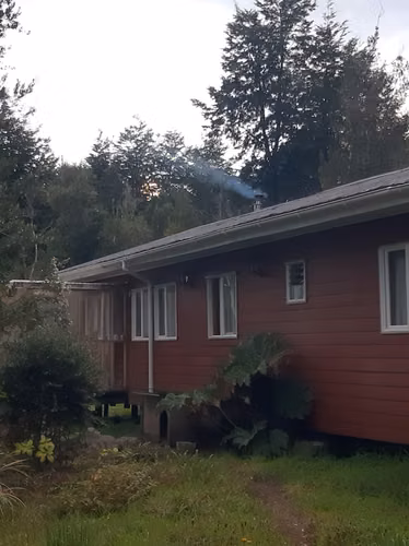Se vende parcela con casa en  Ensenada km 42,4