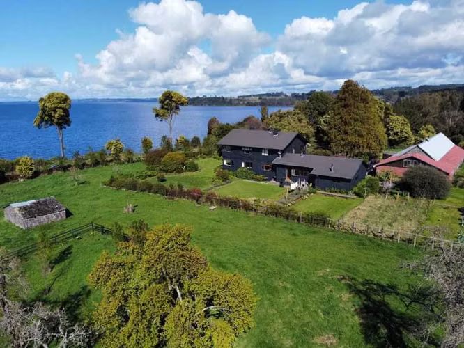 Hermosa propiedad orilla Lago Llanquihue (133567)