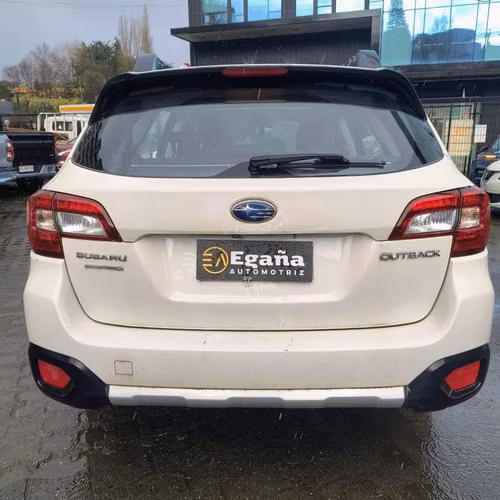 Subaru outback limited - Imagen 4