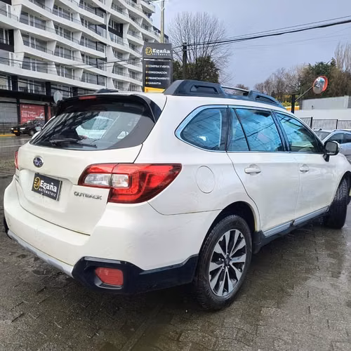 Subaru outback limited - Imagen 2