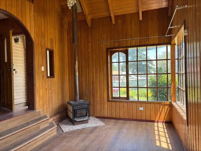 Casa para empresa en Regimiento (133639)