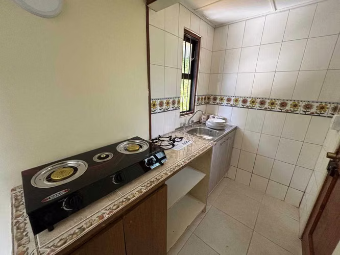 Casa para empresa en Regimiento (133639)