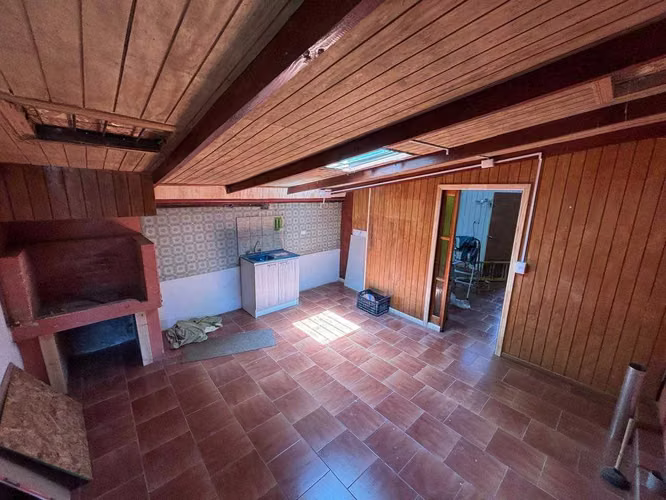 Casa para empresa en Regimiento (133639)