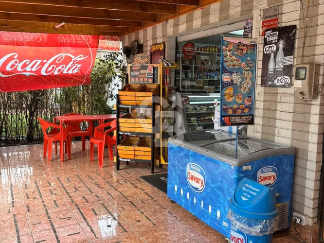 Maravilloso  Local en  Altos de Quilicura