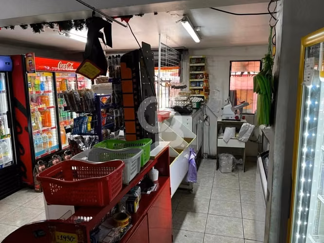 Maravilloso  Local en  Altos de Quilicura