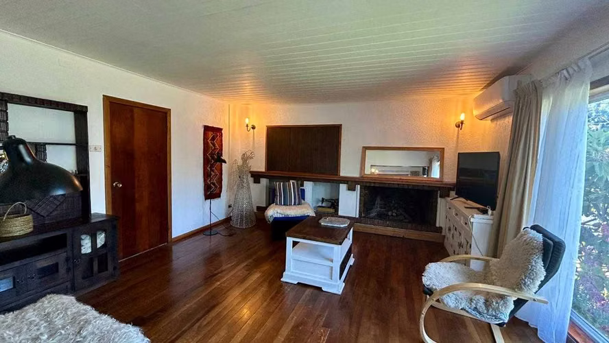Casa Amplia con Jardín Luminoso (133774)
