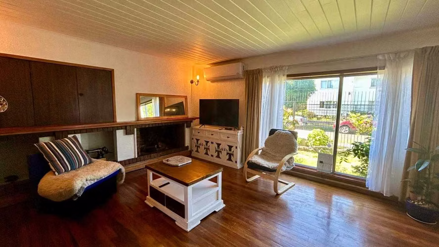 Casa Amplia con Jardín Luminoso (133774)