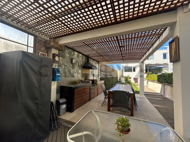 Venta hermosa casa estilo Mediterráneo Jardín del Mar