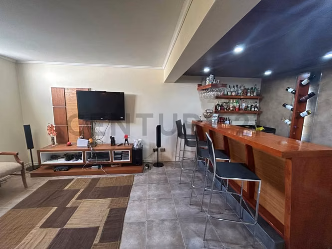 Venta hermosa casa estilo Mediterráneo Jardín del Mar