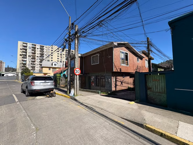 Se Vende  en Collao Propiedad Con 3 Casas