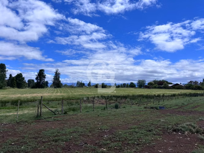 Campo de 26ha a minutos de Fresia con casa